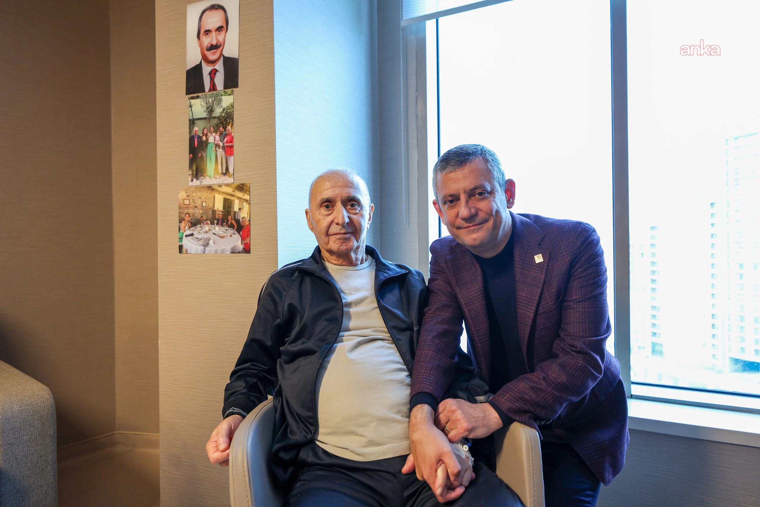 CHP Genel Başkanı Özel, Hikmet Çetin’i ziyaret etti