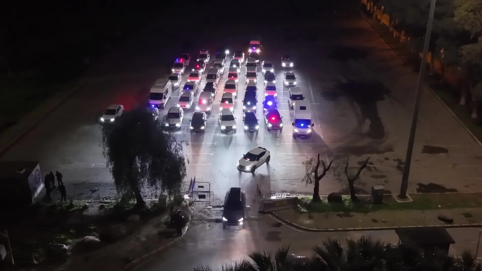 İzmir merkezli 3 ilde suç örgütüne operasyon: 23 gözaltı