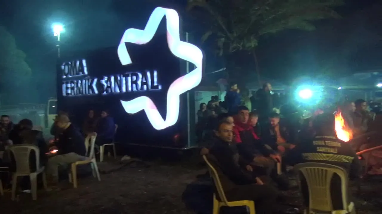 Soma’da 87 işçinin yeniden işe dönmesi talebiyle başlattığı eylem devam ediyor