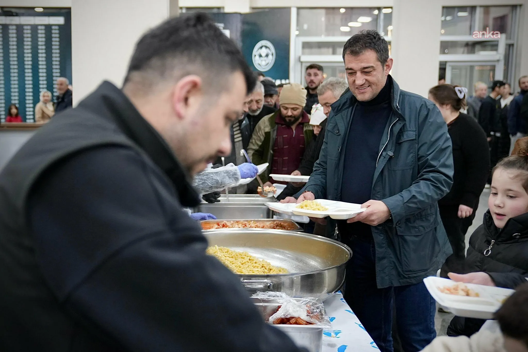 Giresun Belediye Başkanı Köse, orucunu vatandaşlarla birlikte açtı
